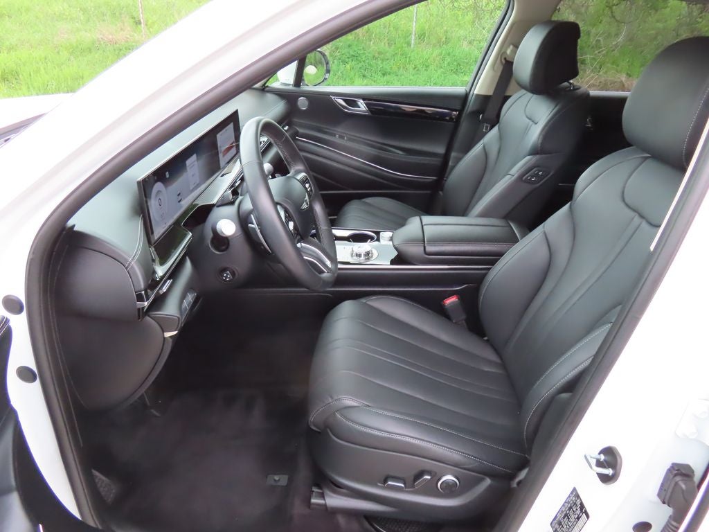 2025 Genesis GV80 2.5T