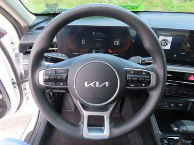 2025 Kia K5 LXS
