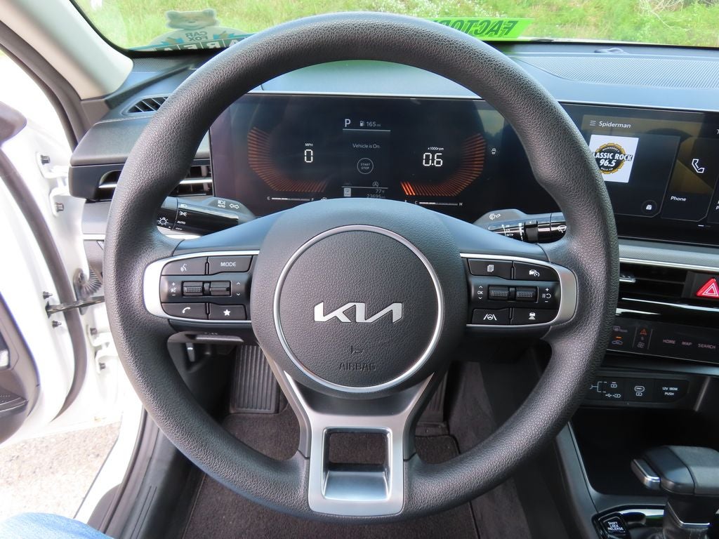 2025 Kia K5 LXS