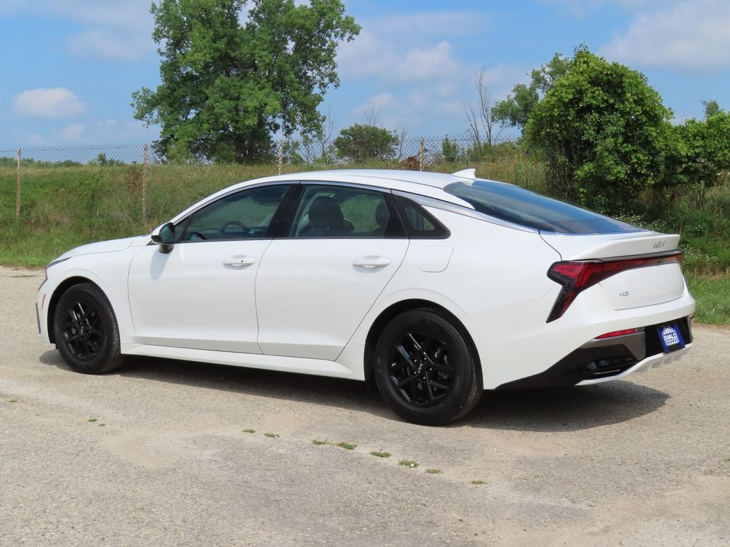 2025 Kia K5 LXS