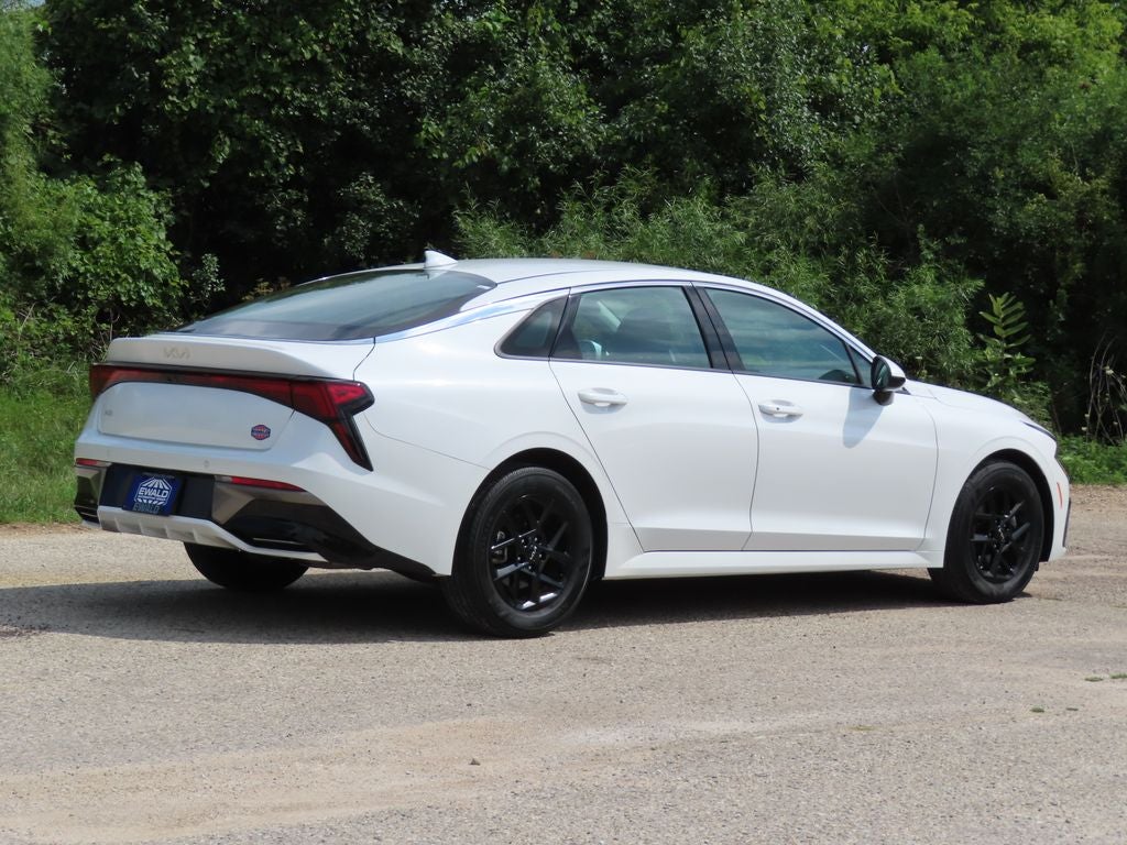 2025 Kia K5 LXS