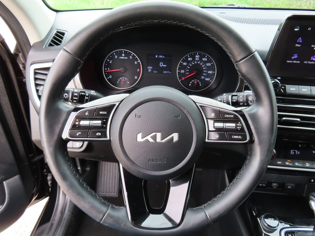 2023 Kia Seltos EX
