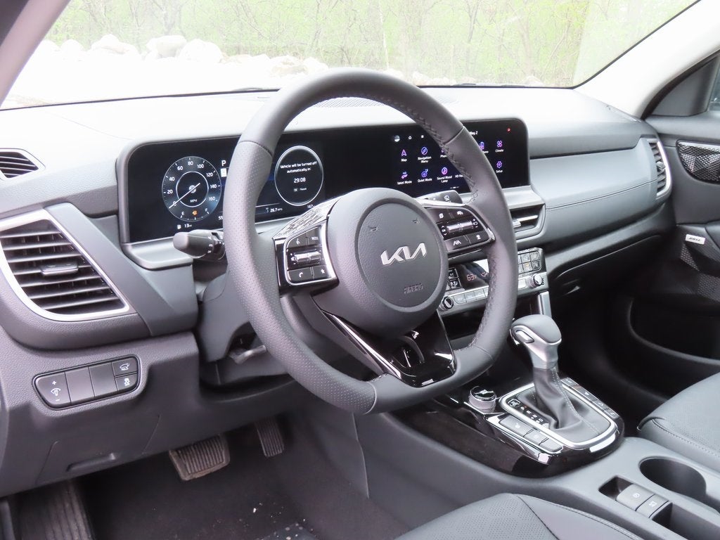 2025 Kia Seltos SX