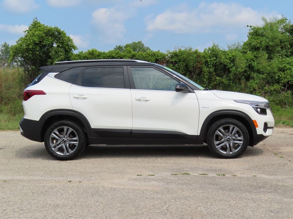 2023 Kia Seltos S
