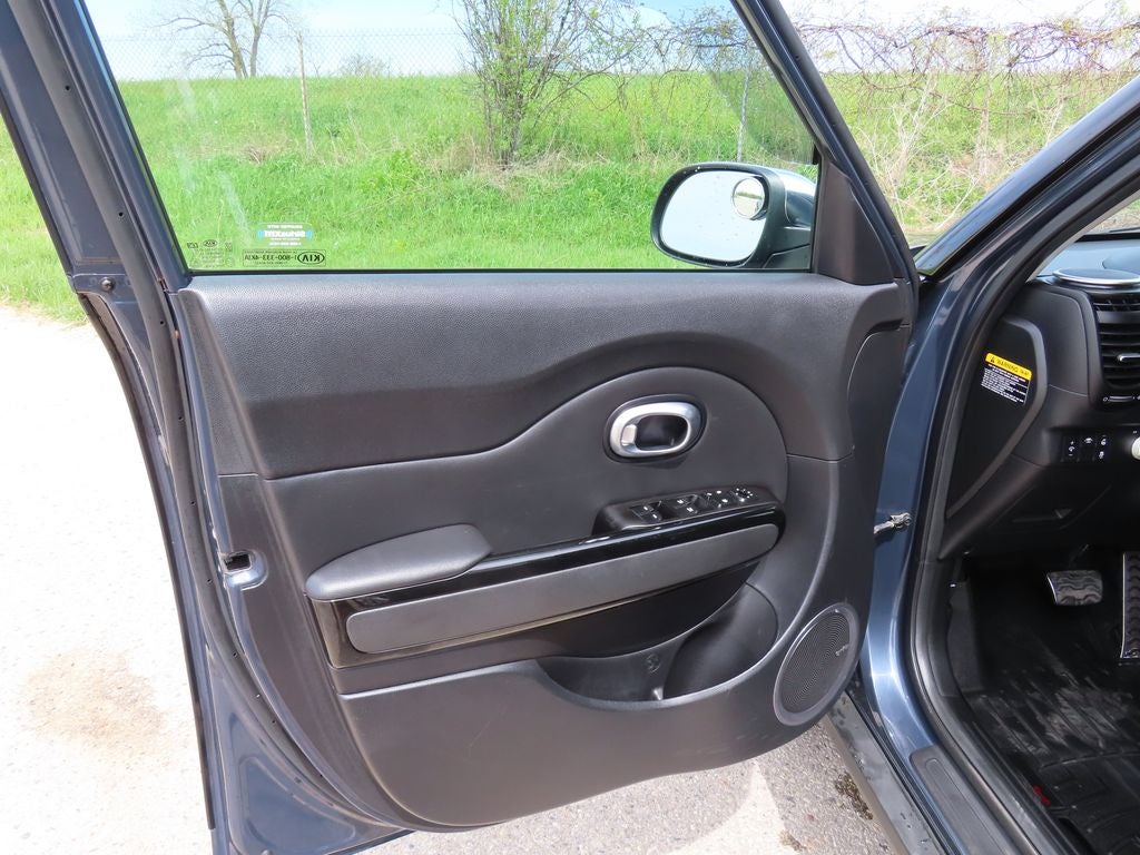 2016 Kia Soul Exclaim