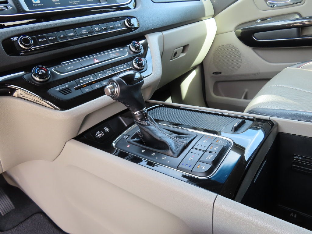 2016 Kia Sedona SX