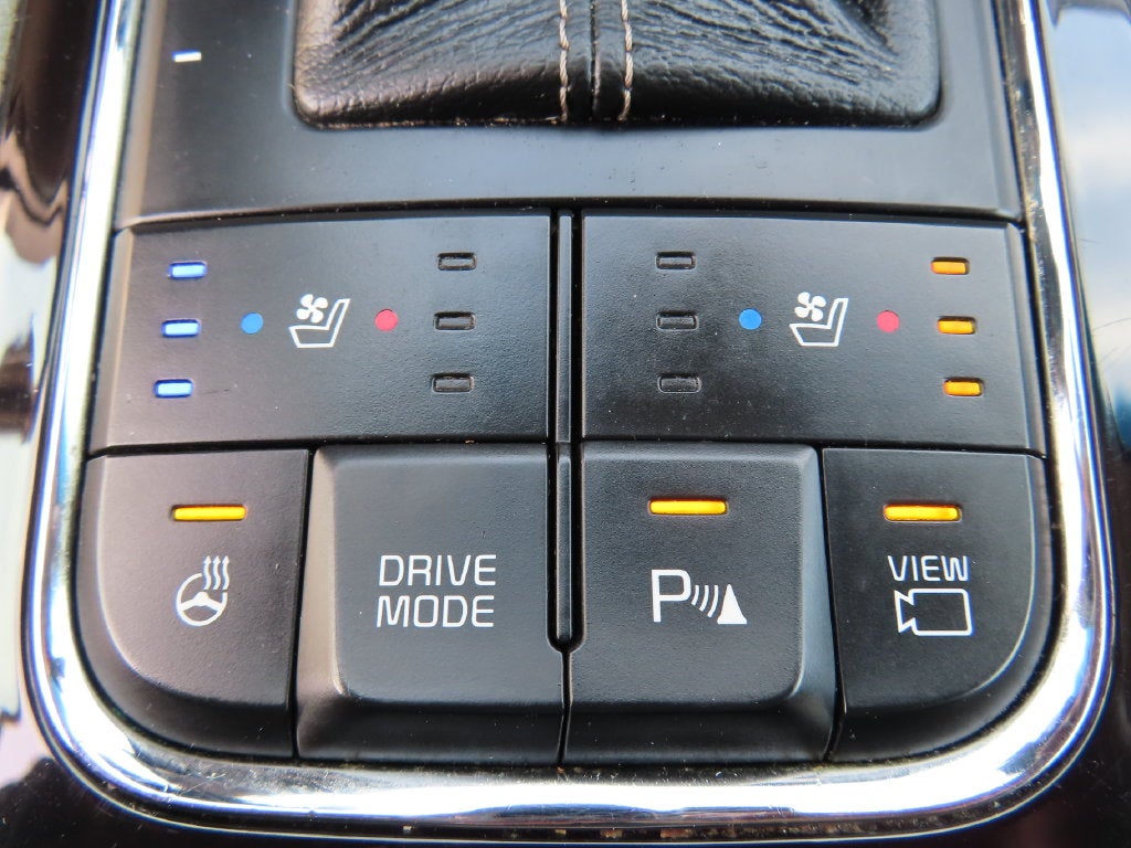 2016 Kia Sedona SX