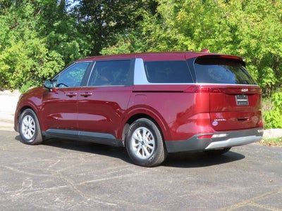 2024 Kia Carnival LXS