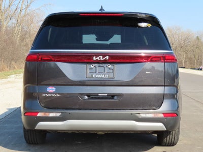 2023 Kia Carnival LX
