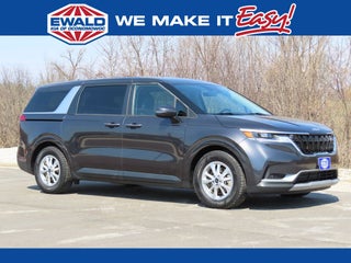 2023 Kia Carnival LX