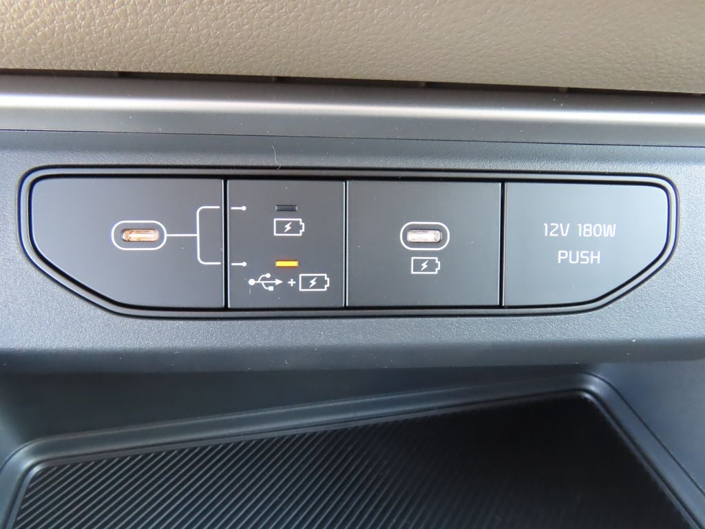 2026 Kia Carnival LXS