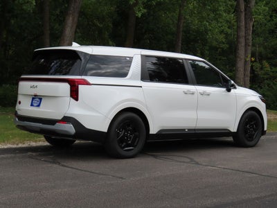 2027 Kia Carnival LXS