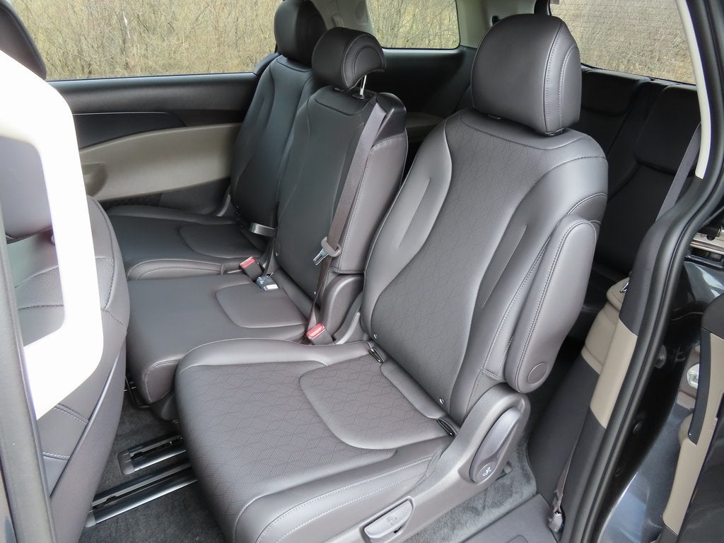 2026 Kia Carnival LXS