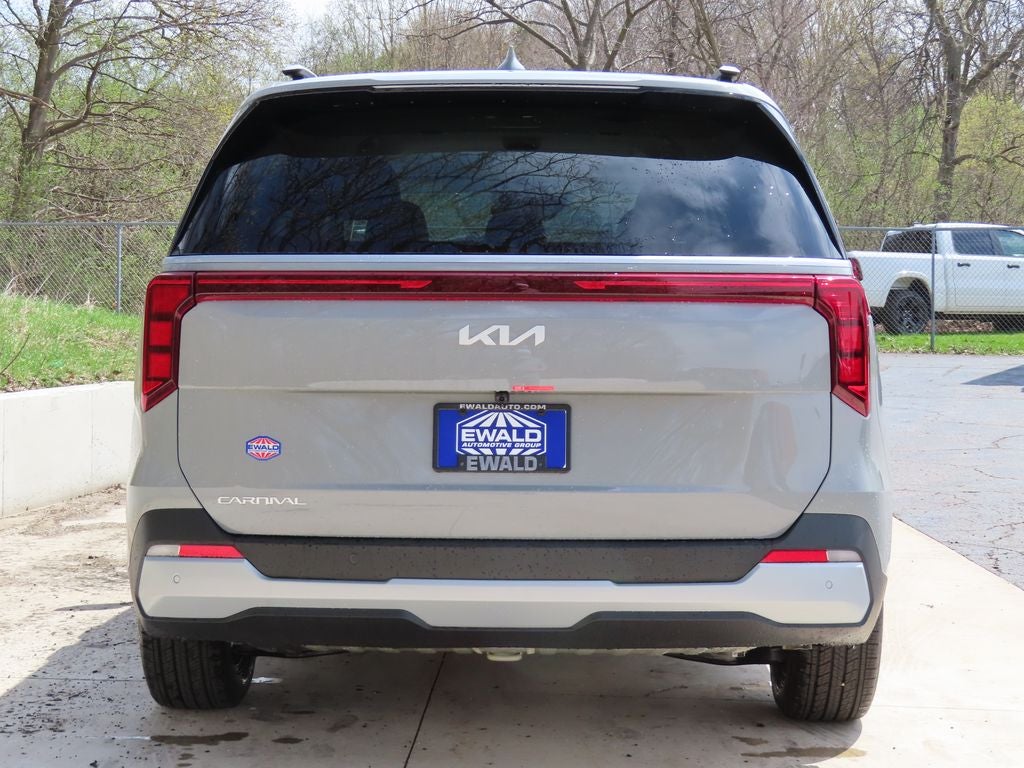 2026 Kia Carnival EX