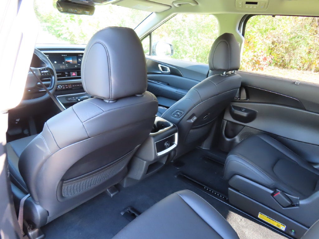 2027 Kia Carnival EX