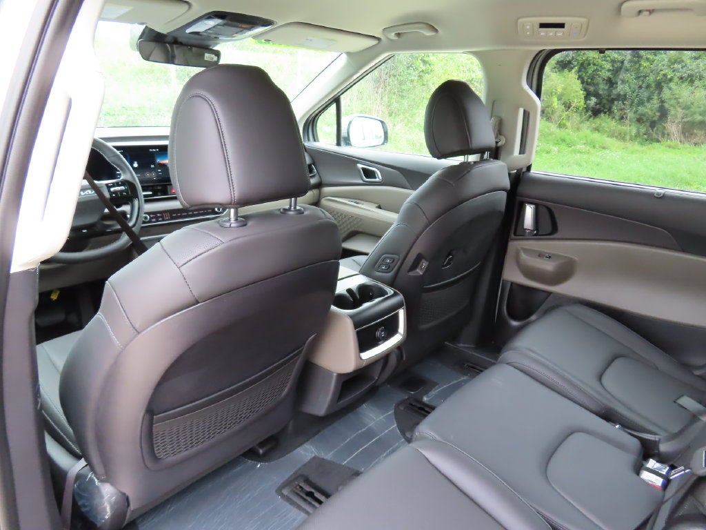 2027 Kia Carnival Hybrid EX