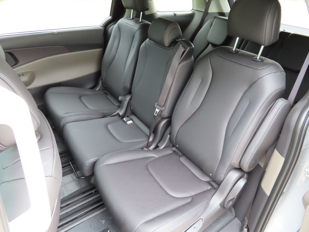 2027 Kia Carnival Hybrid EX
