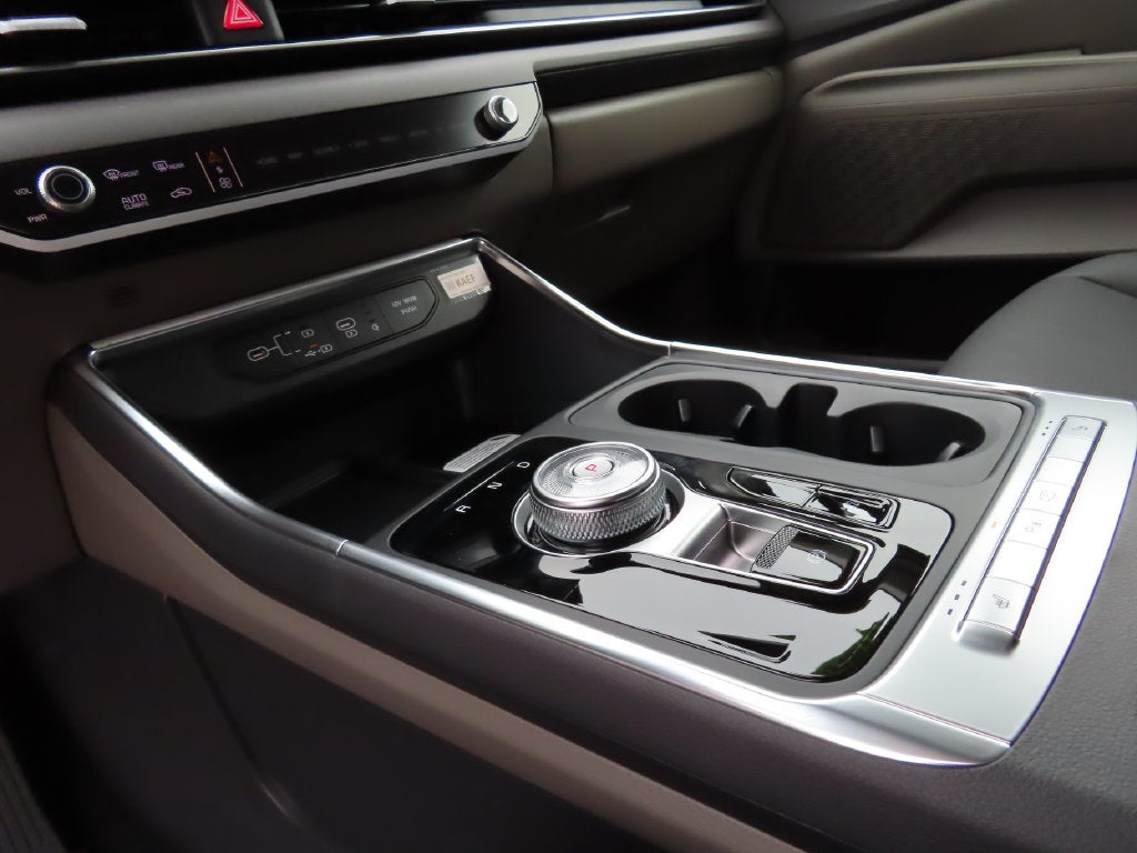2027 Kia Carnival Hybrid EX