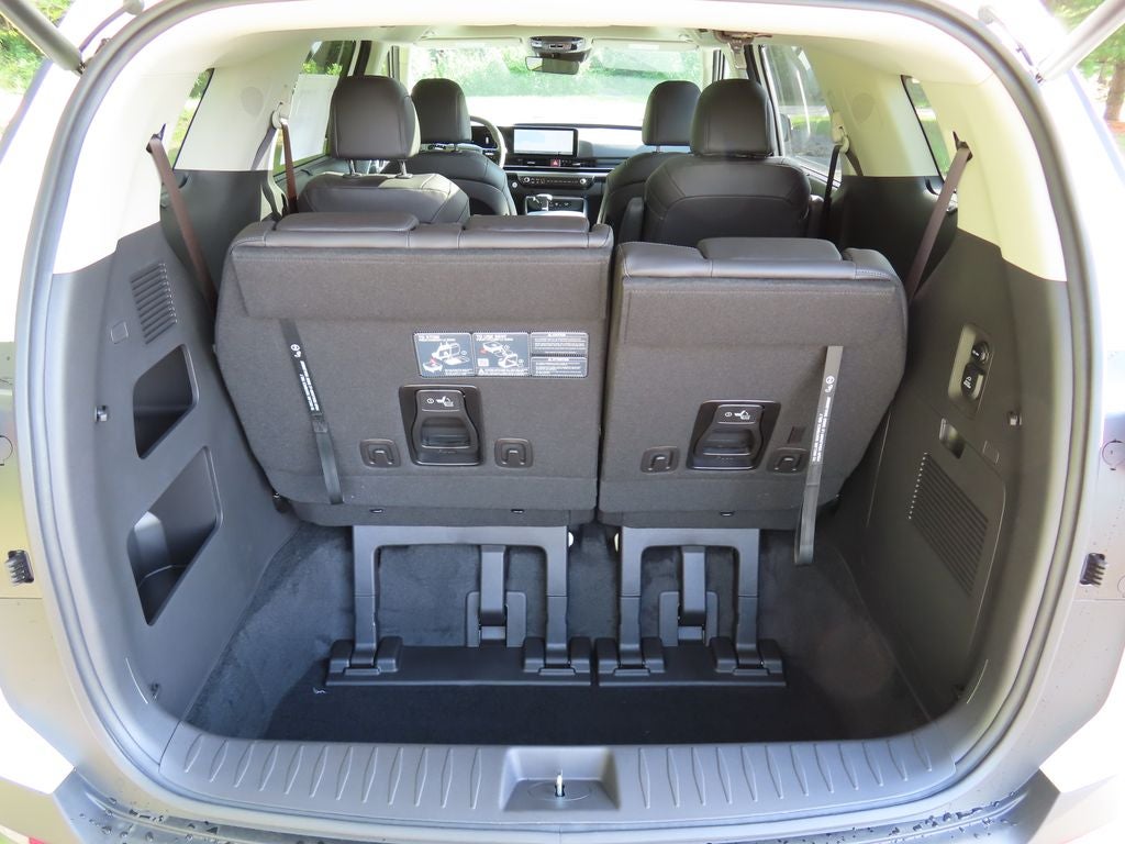 2027 Kia Carnival SX