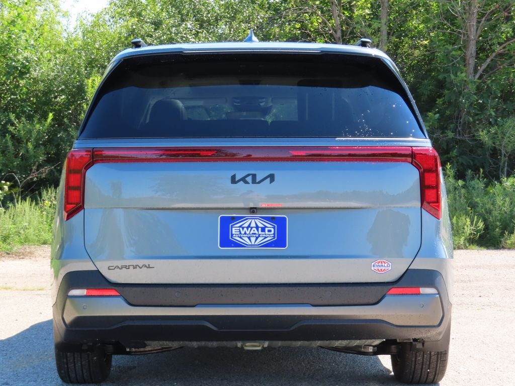 2027 Kia Carnival SX