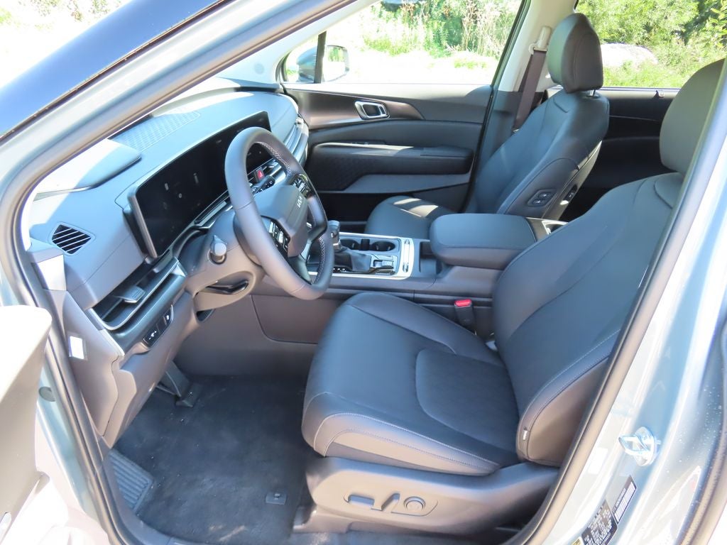 2027 Kia Carnival SX