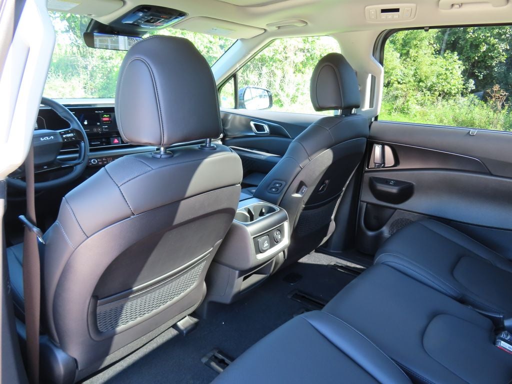 2027 Kia Carnival SX