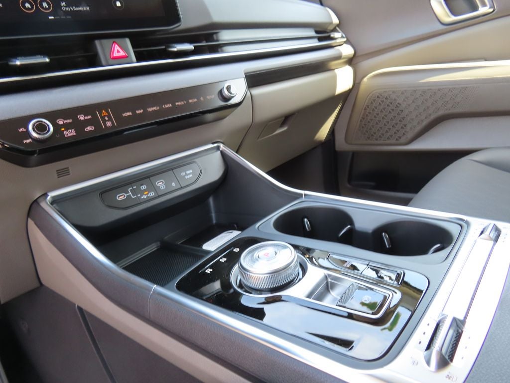 2026 Kia Carnival Hybrid SX