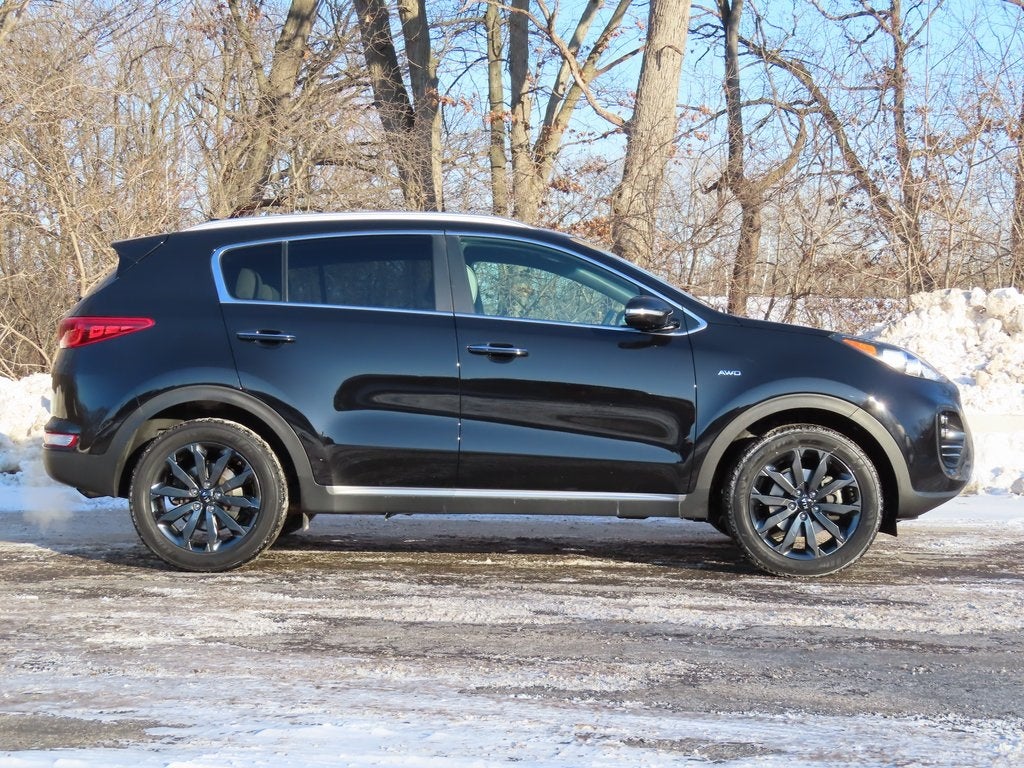 Used 2019 Kia Sportage EX with VIN KNDPNCAC3K7536624 for sale in Oconomowoc, WI