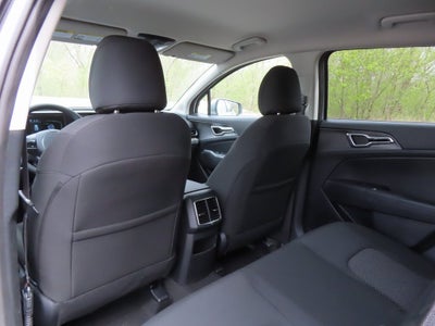 2025 Kia Sportage Hybrid LX