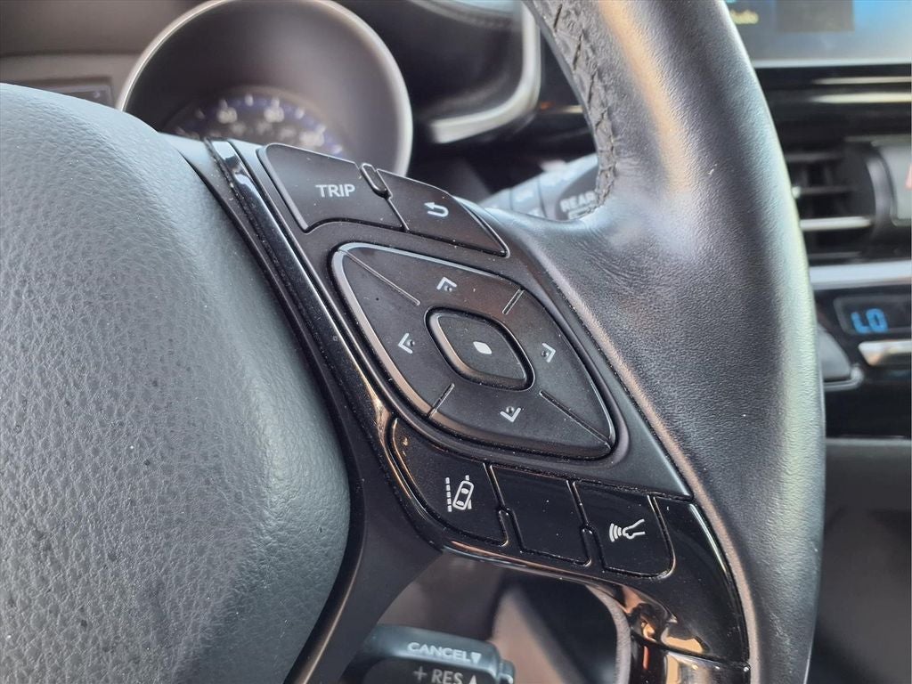 2018 Toyota C-HR XLE Premium