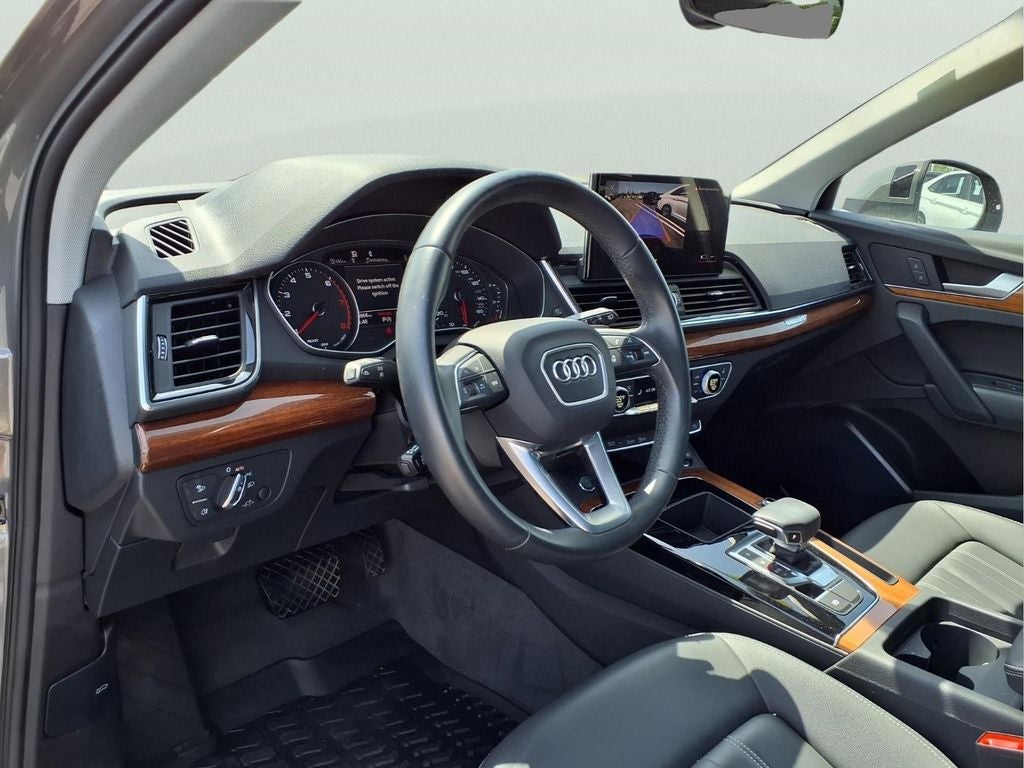 2023 Audi Q5 45 S line Premium quattro