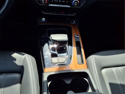2023 Audi Q5 45 S line Premium quattro