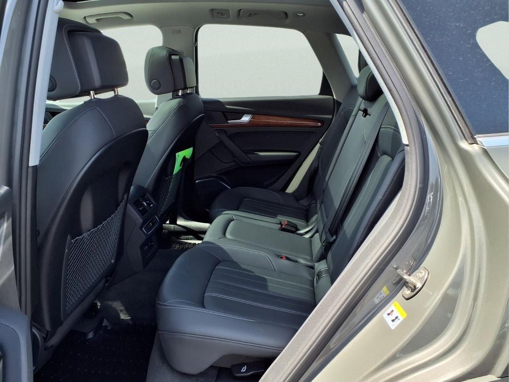 2023 Audi Q5 45 S line Premium quattro
