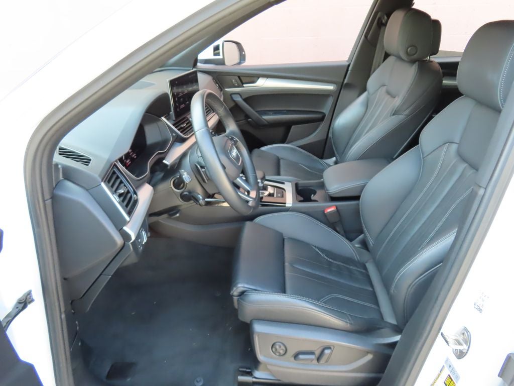 2025 Audi Q5 45 S line Premium quattro