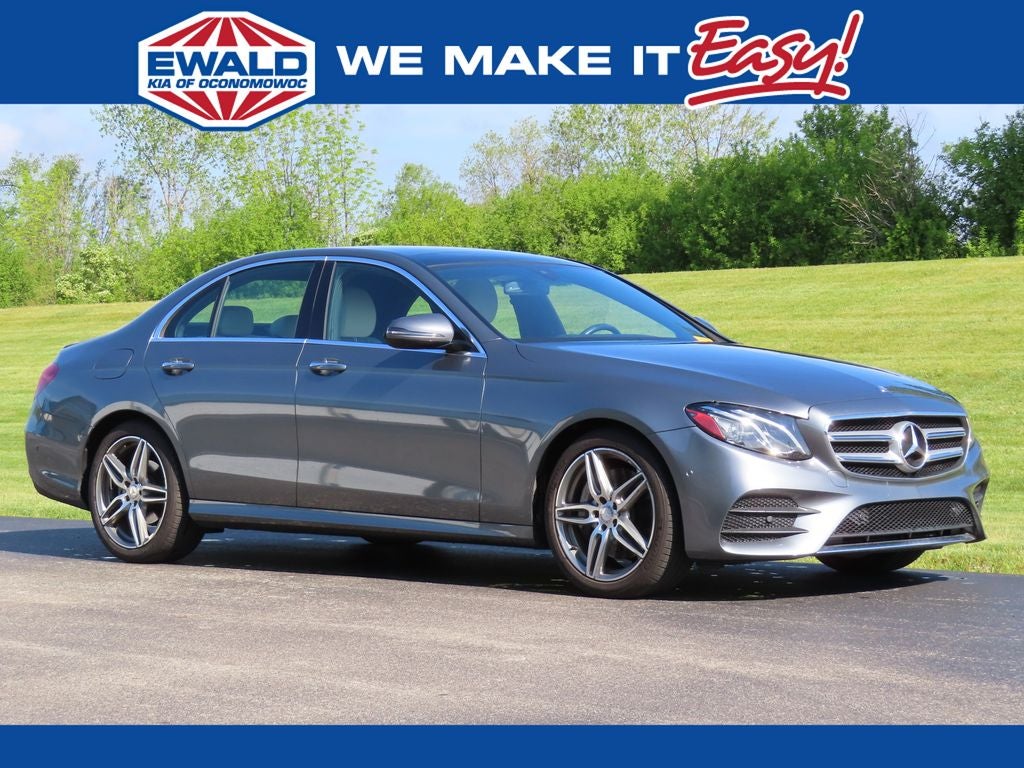 2017 Mercedes-Benz E-Class E300 4MATIC's photo